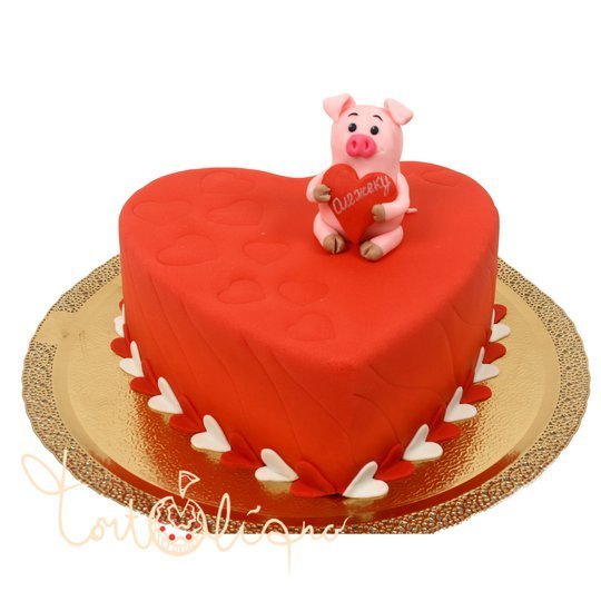 Праздничный торт в виде сердца со свинкой №969