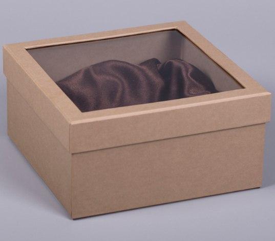 Подарочная коробка с прозрачным окном 200*200*100
