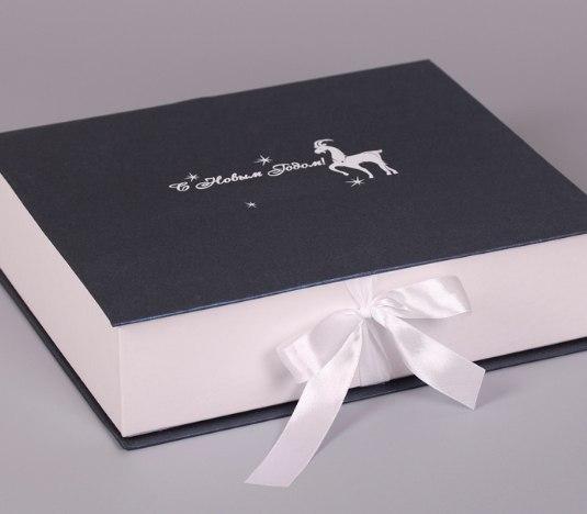 Подарочная коробка-книжка с логотипом 350*300*90