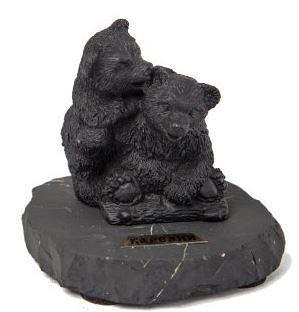 Фигурка из шунгита Медвежата игривые (5х5,5 см)