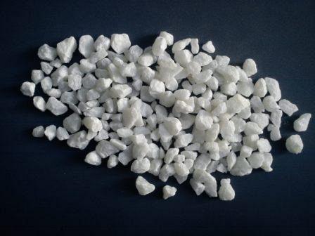 Щебень белый мраморный фракции-3,0-10,0 мм