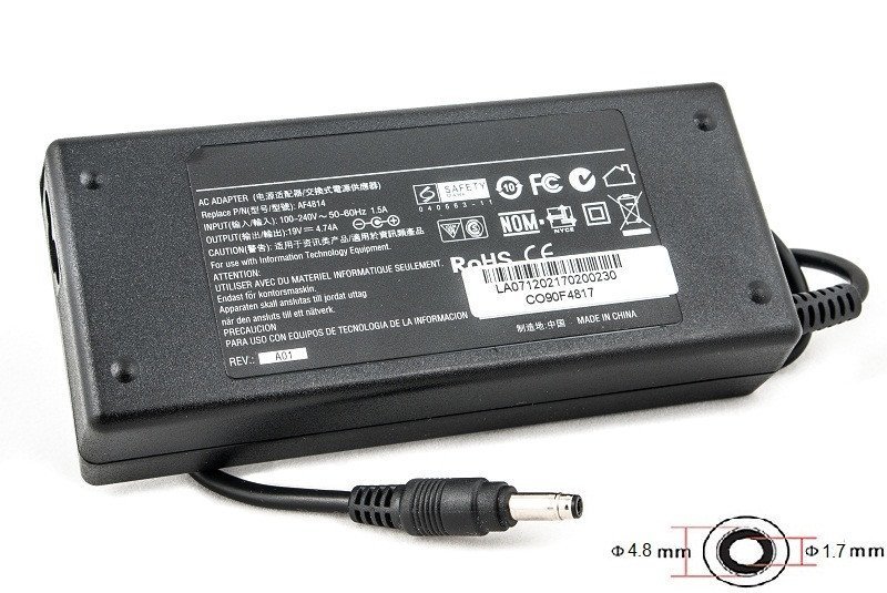 Блок питания для ноутбуков PowerPlant COMPAQ 220V, 19V 90W 4.74A (4.8*1.7) CO90F4817 Блок питания для ноутбуков PowerPlant COMPAQ 220V, 19V 90W 4.74A (4.8*1.7) CO90F4817