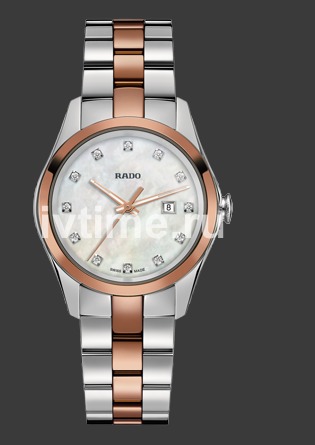 Часы женские кварцевые  Rado HYPERCHROME 01.111.0976.3.090