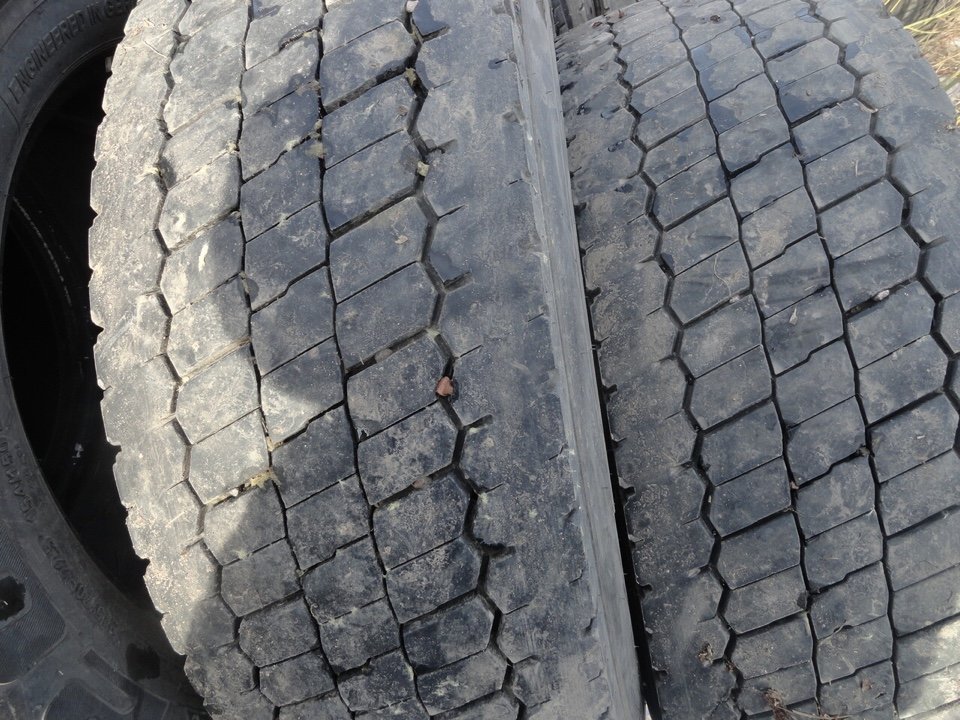 Грузовые шины Б/У 315/70R22.5 Грузовые шины Б/У 315/70R22.5