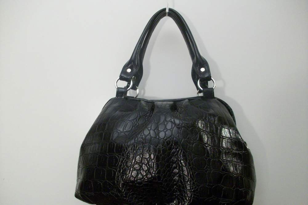 Кожаная женская сумка-саквояж Р219