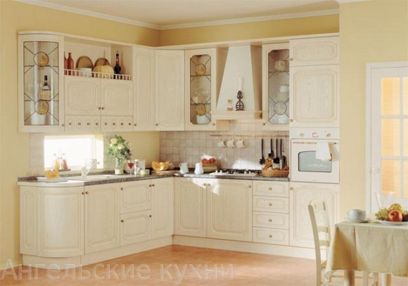 Кухня из белого дерева