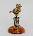 Фигурка "чижик-пыжик на подставке" (латунь, янтарь) (868200)