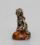 Фигурка "русалочка" (латунь, янтарь) (808375)