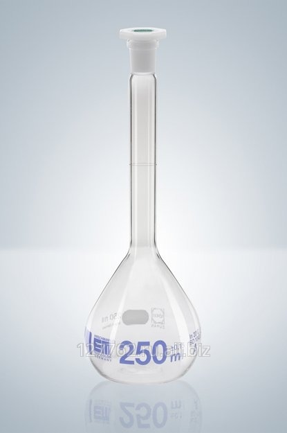 Колба мерная Hirschmann 1000 мл, класс A, светлое стекло, со шлифом NS 24/29 и пластиковой пробкой Артикул 2820193