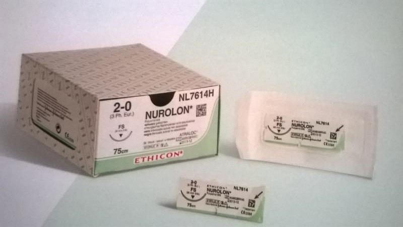 Материал шовный Нуролон 2/0, 10 х 75 см, черный ,код  W5223 ,игла  лигатура  Ethicon в упаковке  12