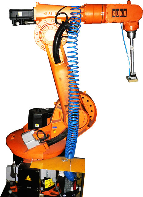 Робот упаковщик KUKA KR-15