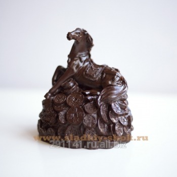 Шоколадная фигурка Лошадь на монетах, арт. 13-003Г