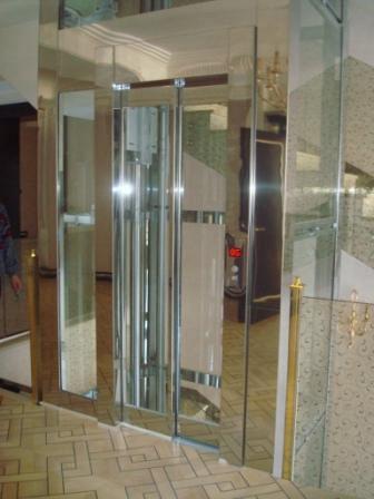 Стеклянный лифт