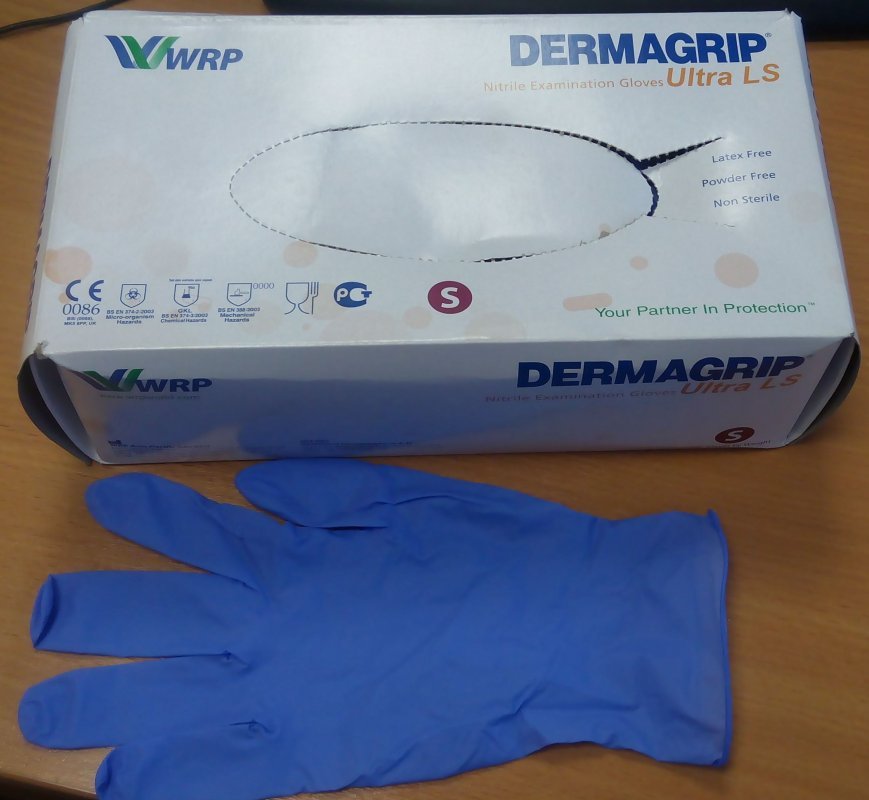 Перчатки DERMAGRIP ULTRA NITRILE