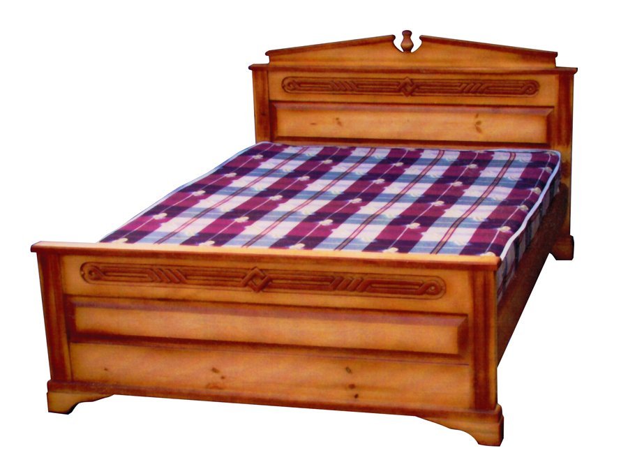 Кровать из массива сосны 