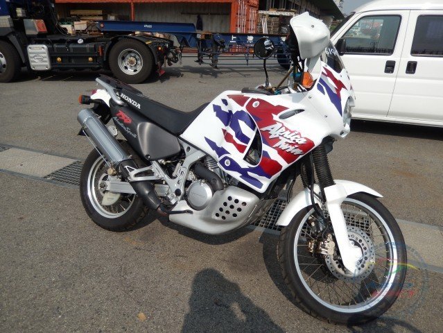 Мотоцикл  внедорожный No. B5757 Honda  AFRICA TWIN 750