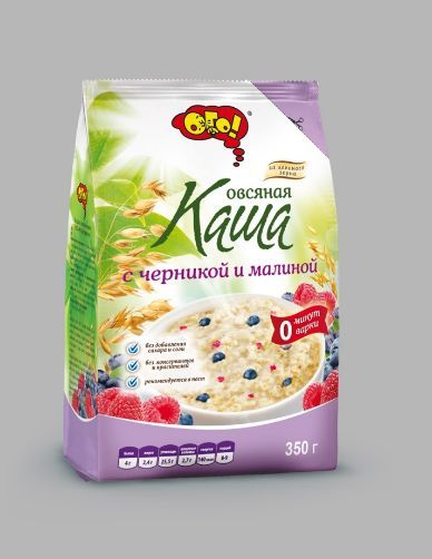 Овсяная каша с черникой и малиной