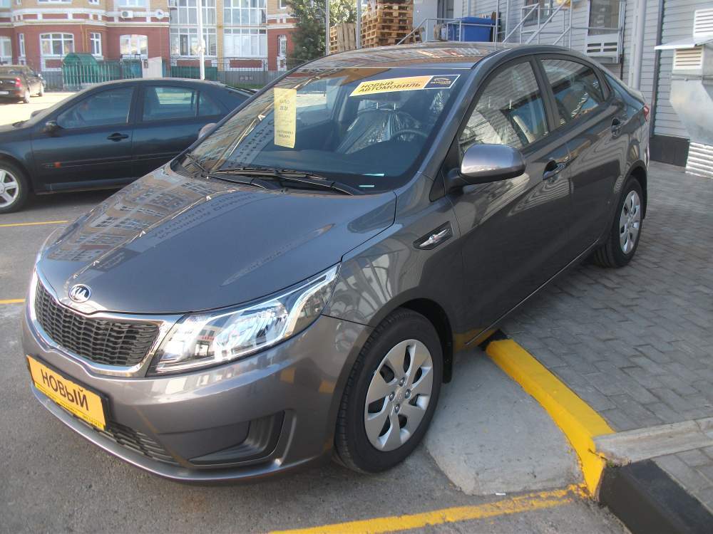 Автомобиль KIA Rio 1.4 МТ Автомобиль KIA Rio 1.4 МТ