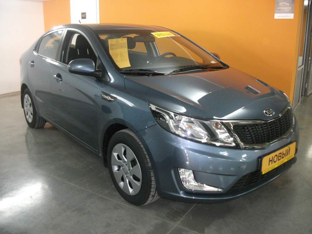 Автомобиль KIA Rio 1.6 МТ LUXE Автомобиль KIA Rio 1.6 МТ LUXE