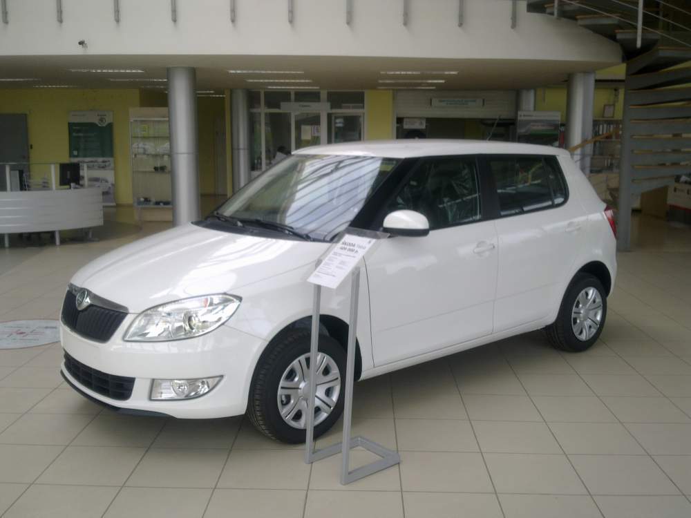 Автомобили легковые хетчбеки малого класса Skoda Fabia, 1.2 MT Автомобили легковые хетчбеки малого класса Skoda Fabia, 1.2 MT