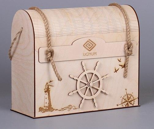Коробка-сундук для бренди и бокалов на морскую тему