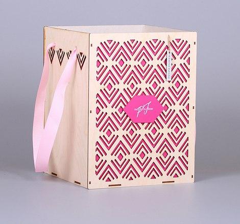 Коробка для цветов из фанеры Мадера, рисунок Ромб