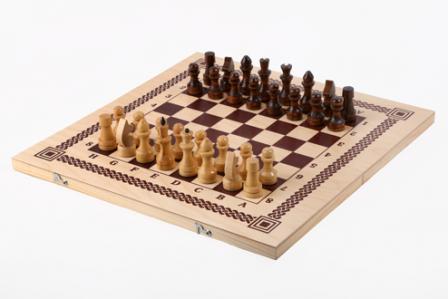 B-7 Игра три в одном (нарды,шахматы,шашки)
