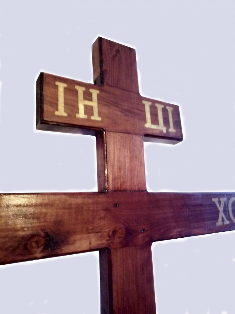 Крест могильный