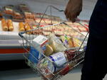 Семь торговых сетей договорились о снижении наценки на продукты в Свердловской области