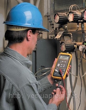 Fluke 717 15G Калибраторы датчиков давления Fluke 717 15G Калибраторы датчиков давления