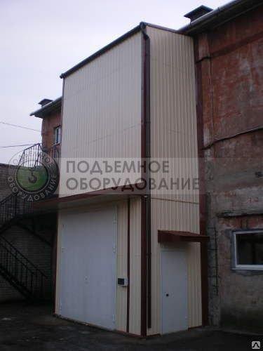 Лифт грузовой двухмачтовый