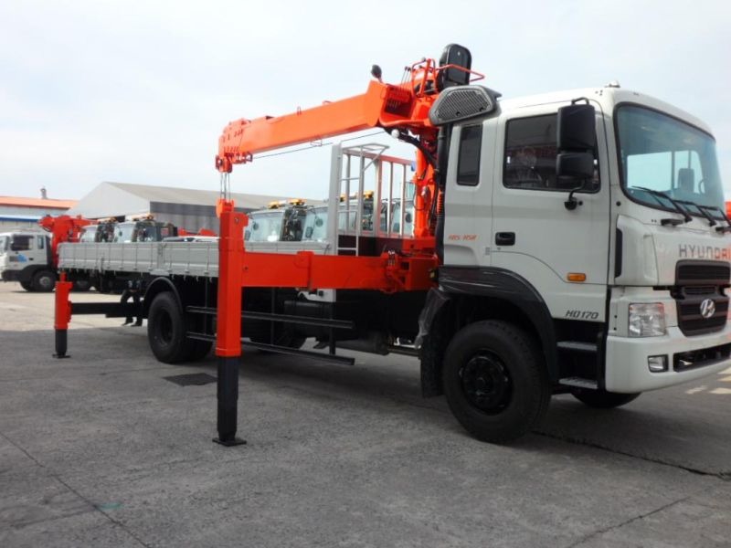 Грузовик HYUNDAI HD170 8,0 тн. 2012 год с краном-манипулятором - 7,0 тн. Грузовик HYUNDAI HD170 8,0 тн. 2012 год с краном-манипулятором - 7,0 тн.