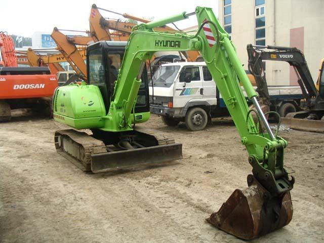 ГУСЕНИЧНЫЙ МИНИ ЭКСКАВАТОР HYUNDAI R555 2004 год