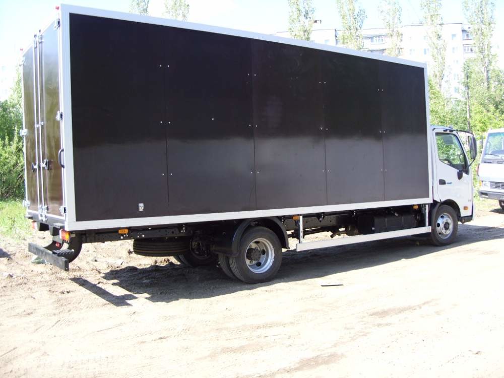 Фургоны бортовой алюминиевый с тентом Hino 303/343 Фургоны бортовой алюминиевый с тентом Hino 303/343