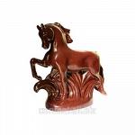 Скульптура шоколадная Лошадь в траве ШСг171.1380