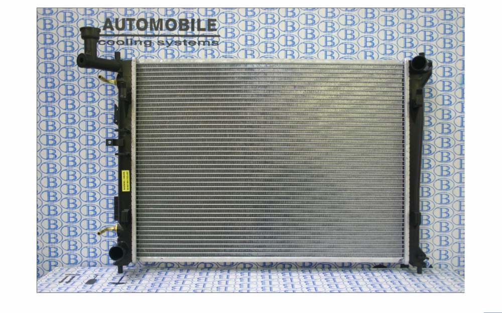 Радиатор охлаждения двигателя 336676J  Kia CEED/ Cerato A 07-/Hyundai Elantra V A 06-