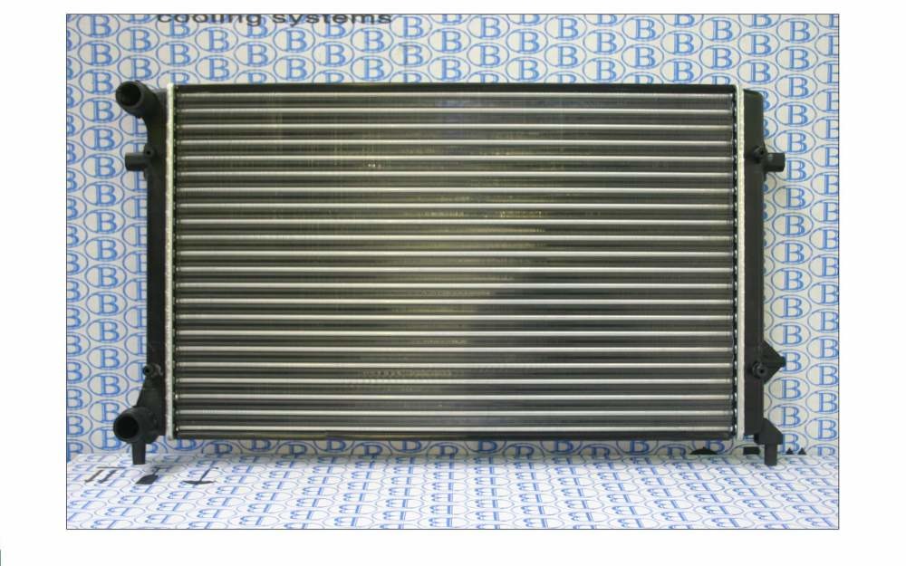 Радиатор охлаждения AUDI A 3 / S 3 (03-), SEAT LEON (05-), SKODA OCTAVIA (04-), VOLKSWAGEN GOLF V (03-),JETTA (05-), PASSAT (05-)