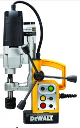 Сверлильный станок с электромагнитным держателем D 21620 K DeWALT Сверлильный станок с электромагнитным держателем D 21620 K DeWALT