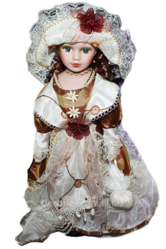 Кукла коллекционная  Катрин в шляпке  оливково-белом платье, 41 см 699886