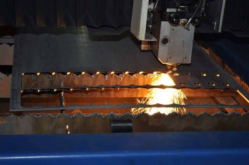 Лазерная резка металла толщиной до 20мм