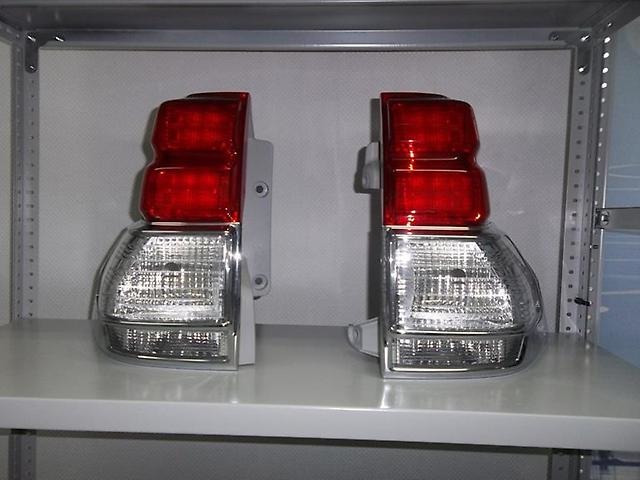 Стоп сигнал оригинальный Toyota Land Cruiser Prado 150 Стоп сигнал оригинальный Toyota Land Cruiser Prado 150