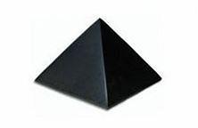 Пирамида полированная 12 см