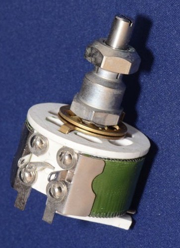 Резистор переменный проволочный ППБ 15Е 15 Вт 3,3 кОм±10%
