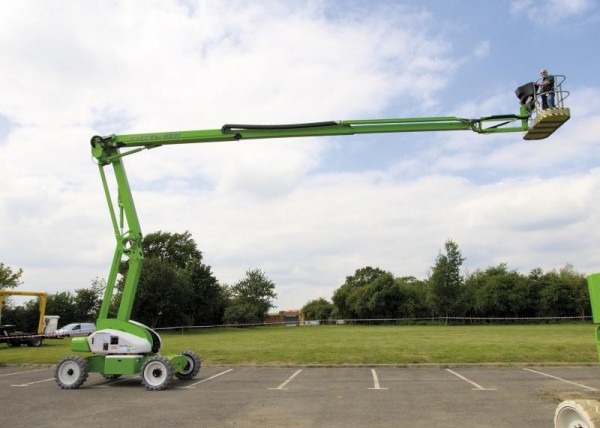 Самоходные коленчатые подъемники Niftylift HR 21 4х2 Самоходные коленчатые подъемники Niftylift HR 21 4х2