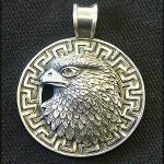 Медальон Сокол
