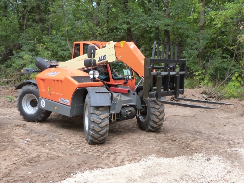 Универсальный погрузчик JLG 2906H Универсальный погрузчик JLG 2906H