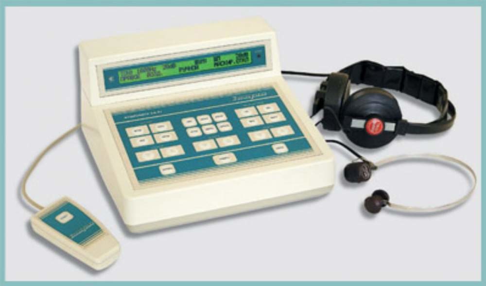 Аудиометр автоматизированный поликлинический АА-02