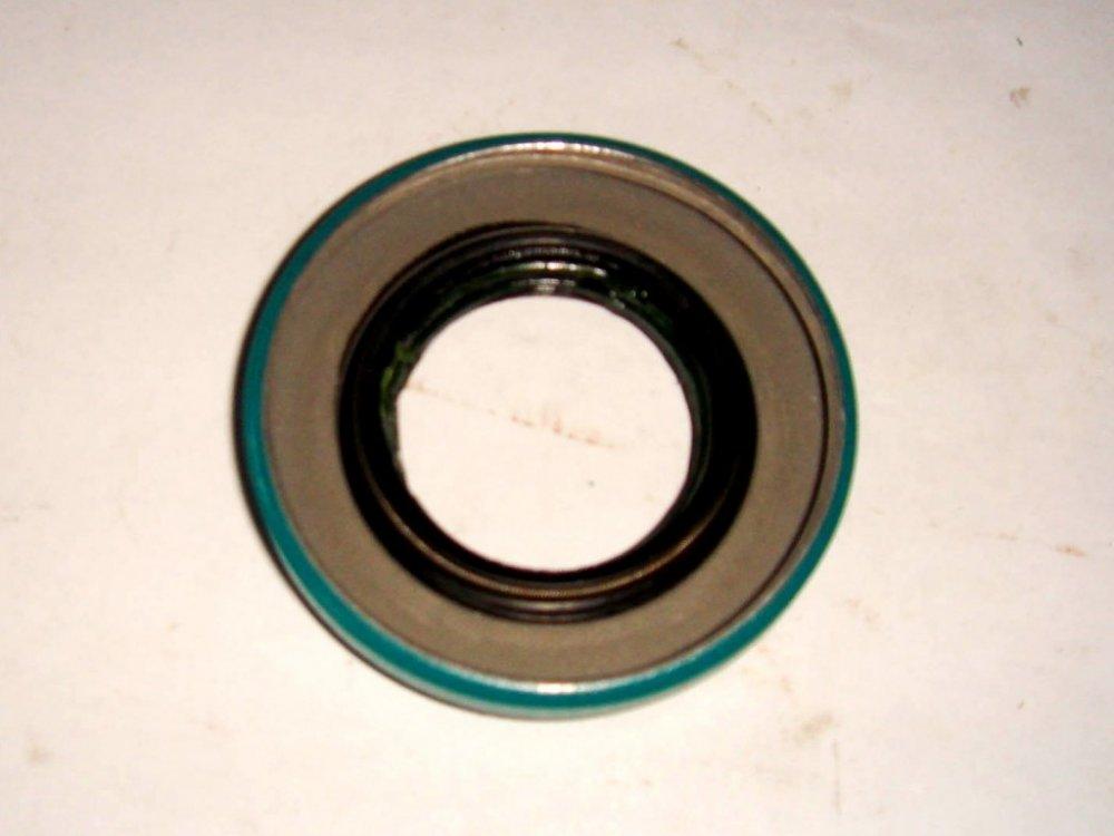 Сальник (SEAL) John Deere (Джон Дир) AH131860 Сальник (SEAL) John Deere (Джон Дир) AH131860