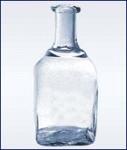 Стеклянная бутылка-штоф