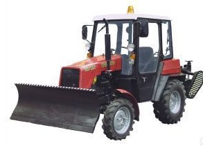 Машина уборочная «Беларус 320-Ч.4МК». Машина уборочная «Беларус 320-Ч.4МК».